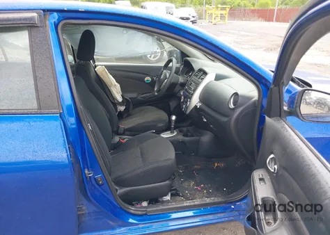 2015 Nissan Versa 1.6 S/1.6 S+/1.6 Sl/1.6 Sv z USA, uszkodzony, nr VIN 3N1CN7AP8FL809702